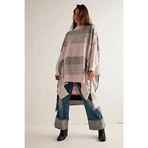 FREE PEOPLE Off the Shelf Maxi Sweater Mauve Chalk Pink Size Small Poncho